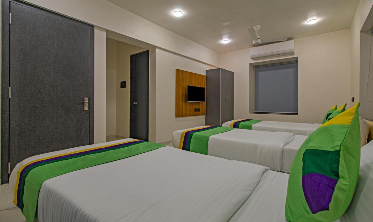 Treebo Atithi Comforts Inn بونة المظهر الخارجي الصورة